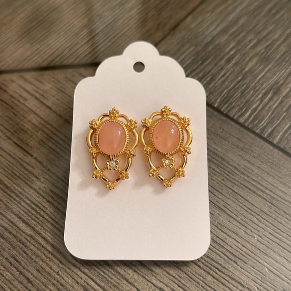 Vintage Avon Genuine Rose Quartz Earrings - Picture 12 of 15